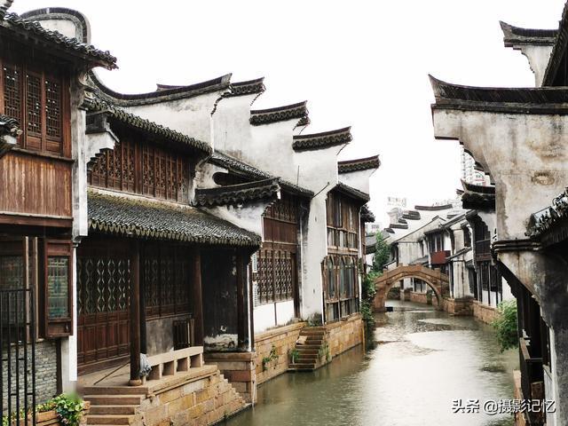 婆婆送媳妇十字绣钟表好吗?- 极速问答,即刻获取问题答案